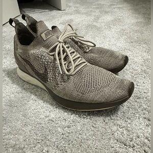 Men’s Nike Mariah Flyknit Sneakers